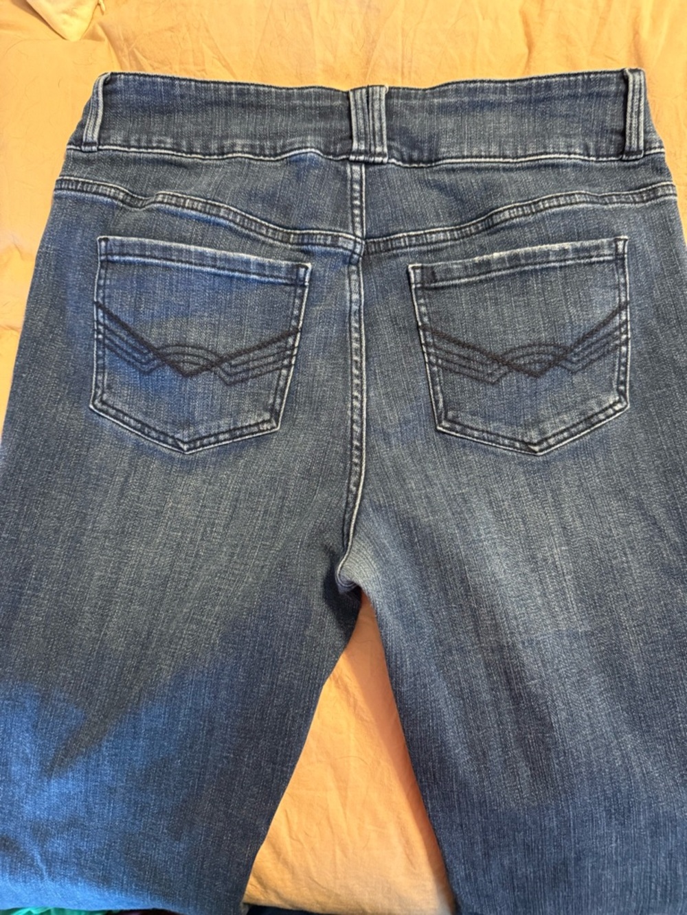 Idyllwind High-Rise Button-Fly Jeans in Dark Blue Denim - Picture 2 of 4